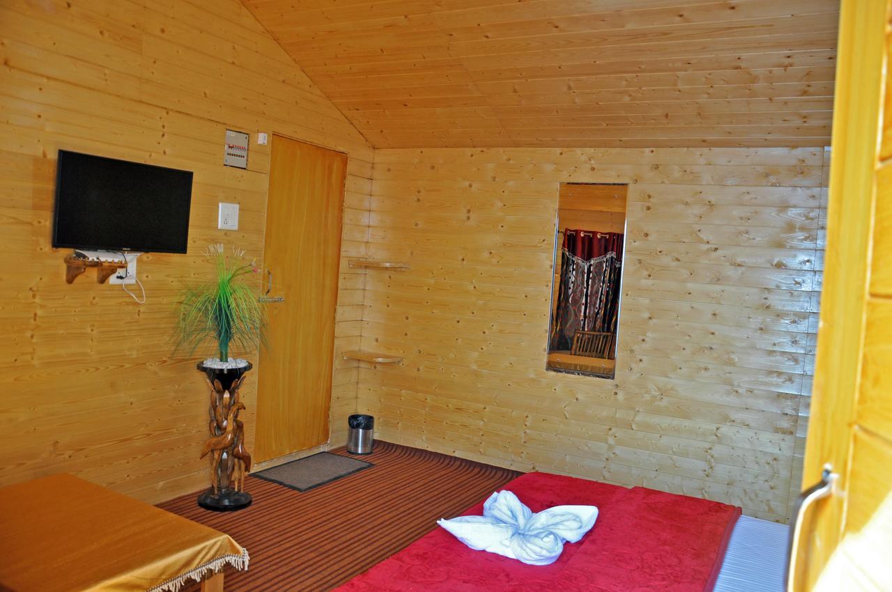 Hotel Heavens Retreat Solan Zewnętrze zdjęcie